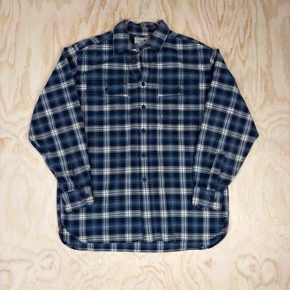 LL Bean Mens Blue Plaid Flannel Button Down Shirt Medium Regular 100% Cotton